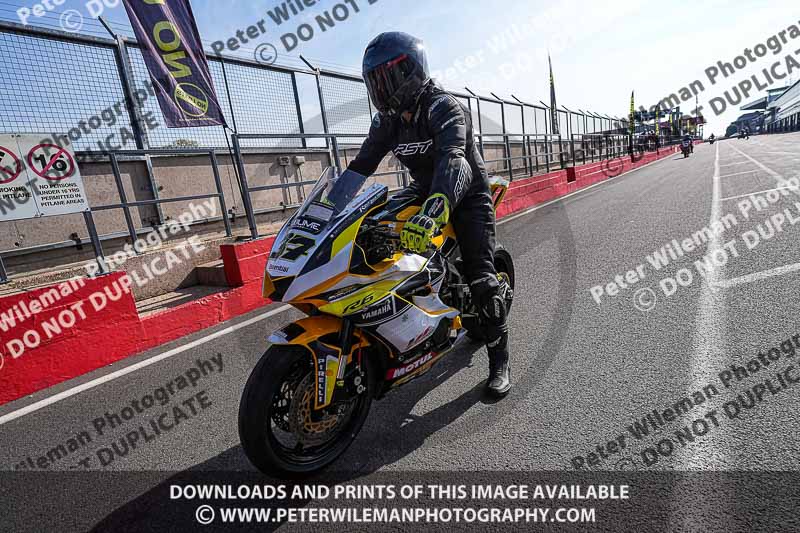 donington no limits trackday;donington park photographs;donington trackday photographs;no limits trackdays;peter wileman photography;trackday digital images;trackday photos